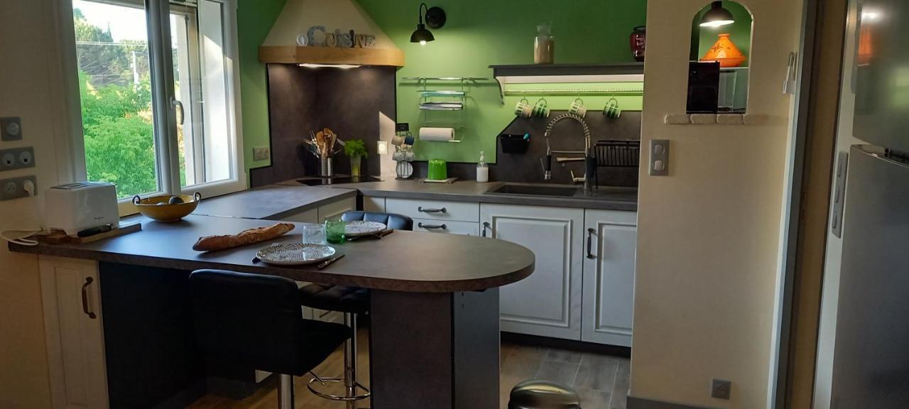 Logement Lumineux, Entierement Renove Avec Jardin Caumont-sur-Durance ภายนอก รูปภาพ